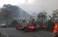 CONTINÚAN COMBATIENDO EL INCENDIO EN SIERRA DE SANTIAGO.