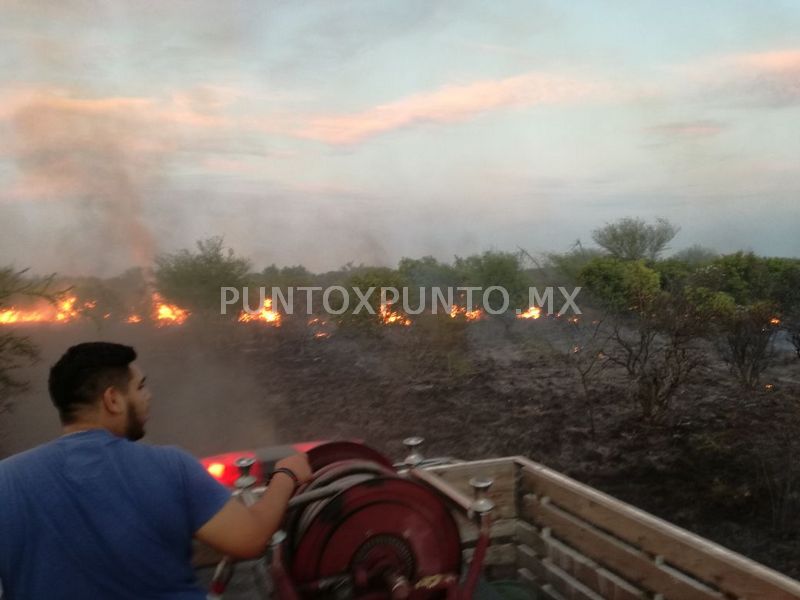 INCENDIO MOVILIZA A PROTECCIÓN CIVIL Y BOMBEROS DE GENERAL TERÁN.