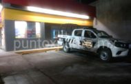 ASALTAN HOMBRES ARMADOS CADENA COMERCIAL OXXO EN LINARES.