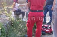 PASEANTE CAE DE CUATRIMOTO EN CASCADA DEL SALTO EN LAGUNA DE SÁNCHEZ EN SANTIAGO.