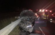 CHOQUE EN CARRETERA NACIONAL EN MONTEMORELOS, CONDUCTOR RESULTA ILESO.