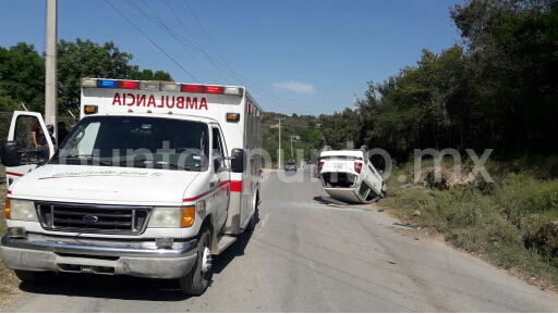 VOLCADURA EN EL FRAILE EN MMORELOS, REPORTAN VARIOS HERIDOS.