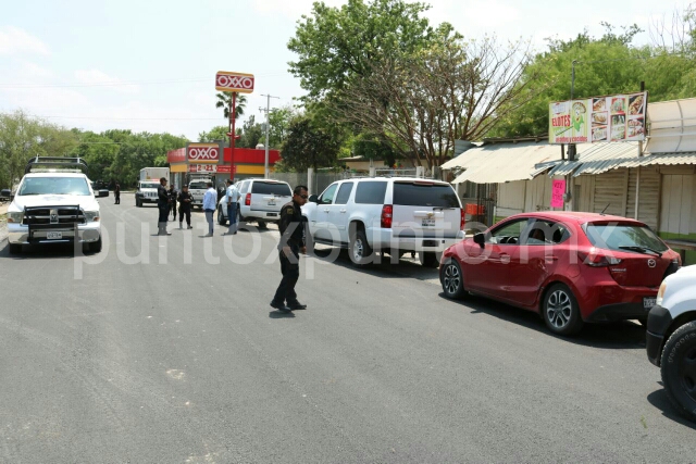 CAUSA MOVILIZACION CAMIONETAS BLINDADAS EN LA REGIÓN, EN MMORELOS SON RETENIDAS, SE TRATABA DE UNIDADES DONDE VIAJABA ALCALDESA DE TAMAULIPAS.