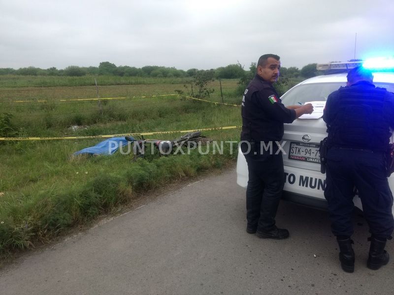 MUERE AL CAER DE MOTOCICLETA EN LINARES CUANDO VIAJABA A SU DOMICILIO.