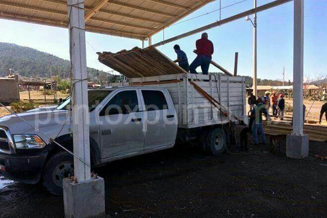 LLEVAN APOYOS AL SUR DEL ESTADO EN ZONA AFECTADA POR CAÍDA DE GRANIZO.