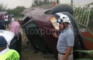 VOLCADURA DE CAMIONETA DEJA COMO RESULTADO VARIAS PERSONAS LESIONADAS EN LINARES.