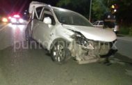 CONDUCTOR DE AUTO CHOCA EN CARRETERA MONTEMORELOS GENERAL TERÁN, LO TRASLADAN LESIONADO.