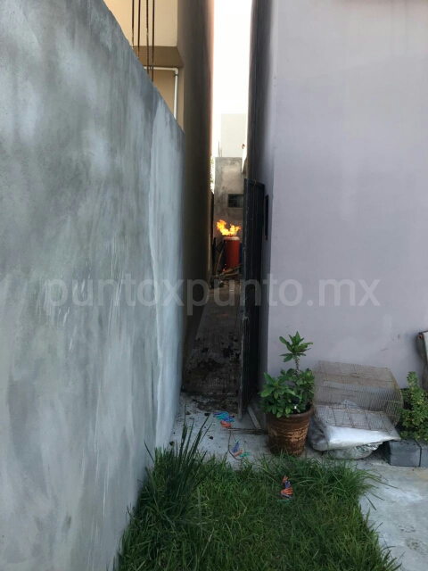 CONTROLAN A TIEMPO INCENDIO EN TANQUE DE GAS, EN VIVIENDA EN MMORELOS.