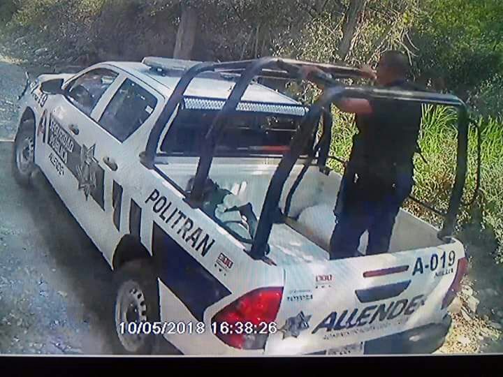 DENUNCIAN A POLICIAS DE ALLENDE POR LIBERAR A DETENIDO EN COMUNIDAD DE SANTIAGO.