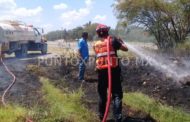 INCENDIO DE PASTIZAL EN CUATRO CAMINOS EN MMORELOS MOVILIZA A PROTECCIÓN CIVIL Y BOMBEROS.