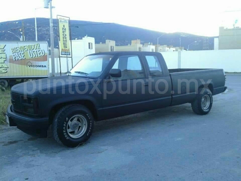 SE ROBAN CAMIONETA EN ZONA INDUSTRIAL EN LINARES.