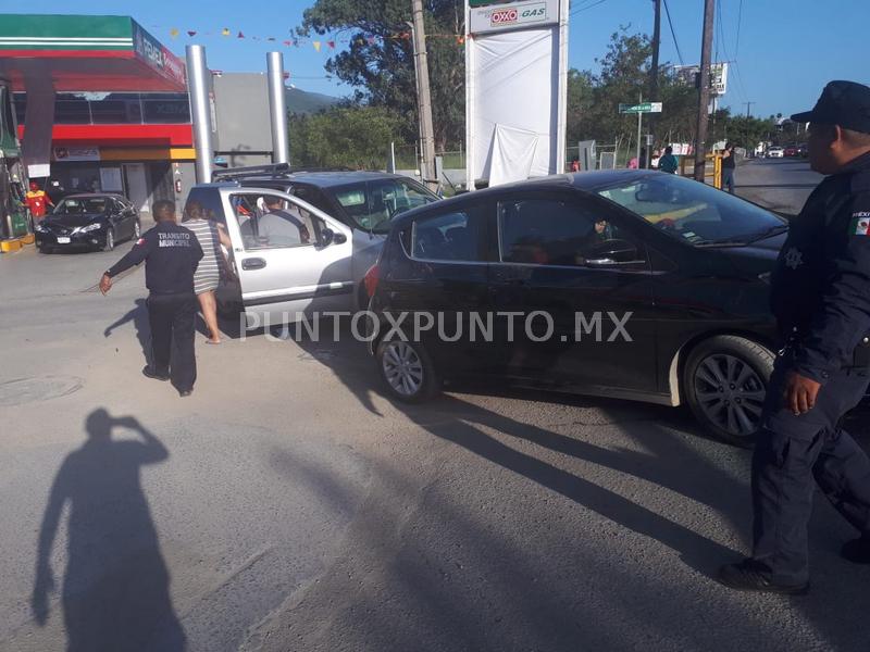 CHOQUE TIPO ALCANCE SE REGISTRA EN SANTIAGO, REPORTAN DAÑOS MATERIALES MÍNIMOS.