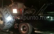 CONDUCTOR DE CAMIONETA CHOCA CONTRA VEHÍCULO ESTACIONADO EN CARRETERA GENERAL TERÁN MMORELOS.