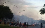 INCENDIO DE BASURA EN LA COLONIA INFONAVIT EN MMORELOS, MOVILIZA PROTECCIÓN CIVIL DE MONTEMORELOS.