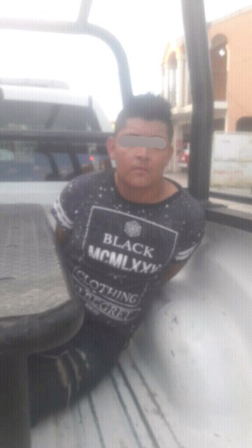 TRAS PERSECUSION POLICIACA EN CALLES DE MMORELOS DETIENEN A UN HOMBRE ACUSADO DE HACER TOCAMIENTOS A MUJER