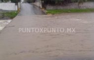 INUNDACIONES EN HUALAHUISES POR CRECIENTE EN ARROYO, AFECTA A 30 FAMILIAS.