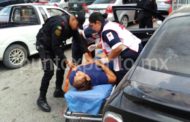 MOVILIZACION EN MMORELOS, MUJER ES AUXILIADA POR CRUZ ROJA POR PROBLEMA DE SALUD CUANDO MANEJABA.