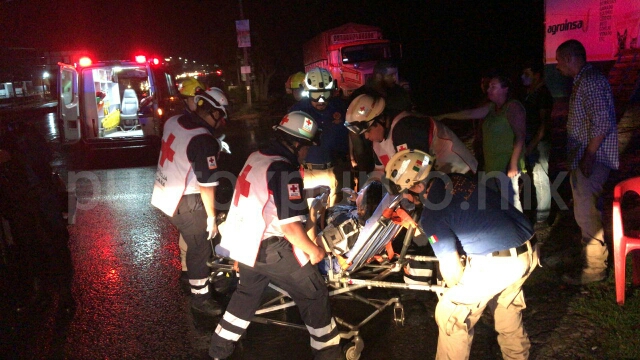 DOS PERSONAS LESIONADAS EN CHOQUE EN CARRETERA NACIONAL EN ALLENDE.