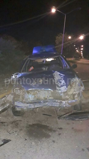 VOLCADURA EN AVENIDA DE MMORELOS, CONDUCTOR MANEJABA EN COMPLETO ESTADO DE EBRIEDAD.