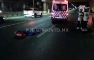 INTENTA CRUZAR LA CARRETERA NACIONAL ES ATROPELLADO POR AMBULANCIA DE LINARES.