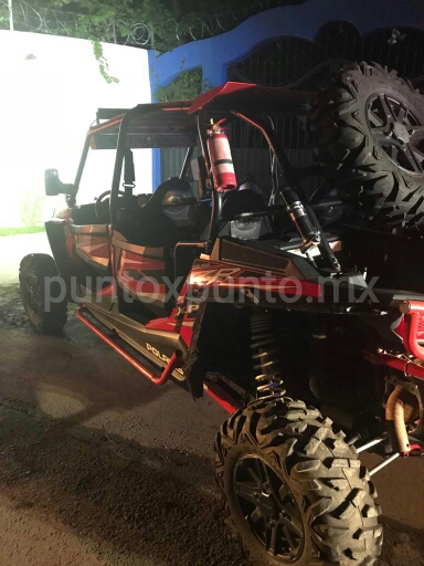 DELINCUENTES ABORDO DE CAMIONETA Y EMPISTOLADOS EN SANTIAGO, AMAGAN A FAMILIA Y LA BAJAN DE RACER, ENCUENTRAN AMBOS VEHÍCULOS.