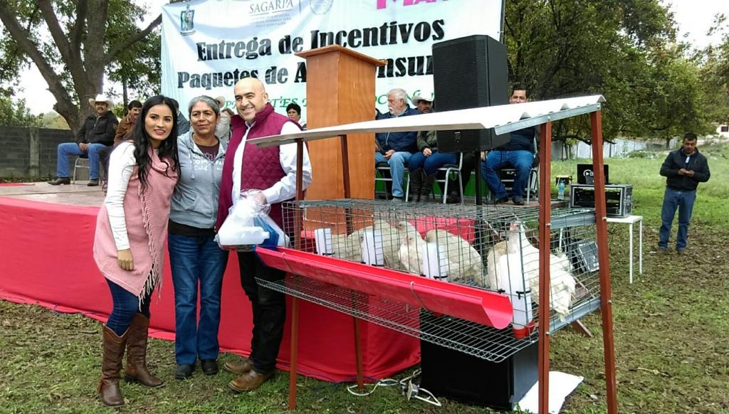 SAGARPA ENTREGA INCENTIVOS DE AUTOCONSUMO EN GALEANA E ITURBIDE