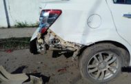 CONDUCTOR EBRIO CHOCA Y ESCAPA SIN NEUMÁTICO, LO DETIENE TRÁNSITO EN MMORELOS.