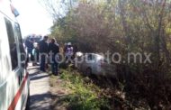 TRABAJADORES PARTICIPAN EN ACCIDENTE VIAL EN CARRETERA NACIONAL EN MMORELOS.