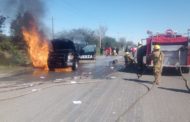 SE INCENDIA PATRULLA DE FUERZA CIVIL EN CARRETERA MMORELOS GENERAL TERÁN.