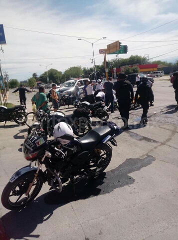 ATACAN A BALAZOS A OFICIAL DE TRÁNSITO EN CADEREYTA, LO TRASLADAN LESIONADO Y GRAVE AL UNIVERSITARIO