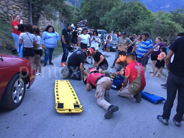 CHOQUE EN ALLENDE, REPORTAN UNA PERSONA LESIONADA QUIEN VIAJABA EN MOTOCICLETA.