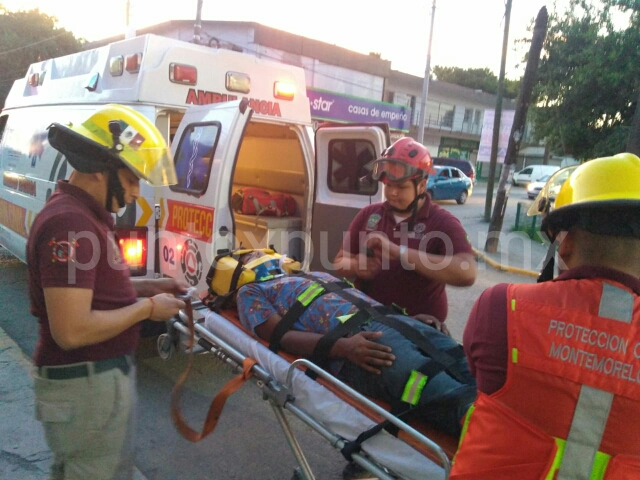 CHOQUE ENTRE UN TAXI Y UN CICLISTA QUIÉN RESULTA HERIDO.