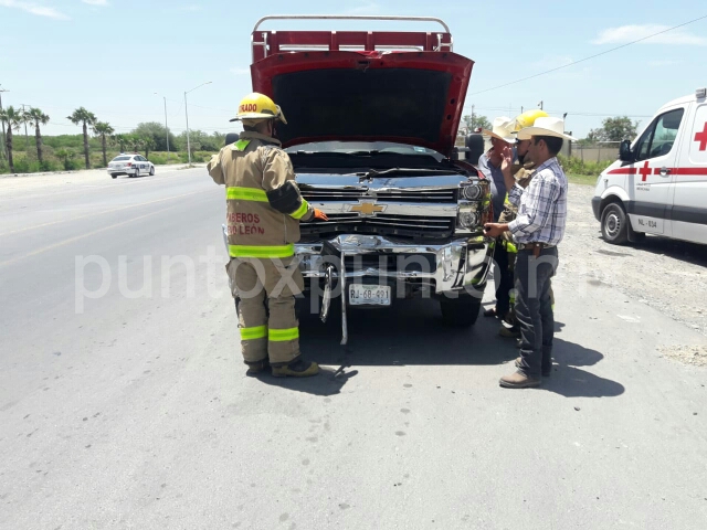 CHOQUE ENTRE DOS VEHÍCULOS EN LINARES, REPORTAN UN LESIONADO.