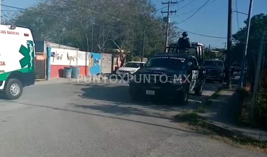 VECINOS SOMETEN A LADRONES EN CADEREYTA Y SE LOS ENTREGAN A FUERZAS CIVIL.