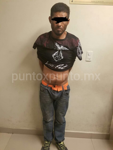 ESCAPAN DE LA POLICÍA EN MMORELOS, DETIENEN A PAREJA, LES ENCUENTRA DROGA Y TENÍA ORDEN PENDIENTE DE APREHENSIÓN.