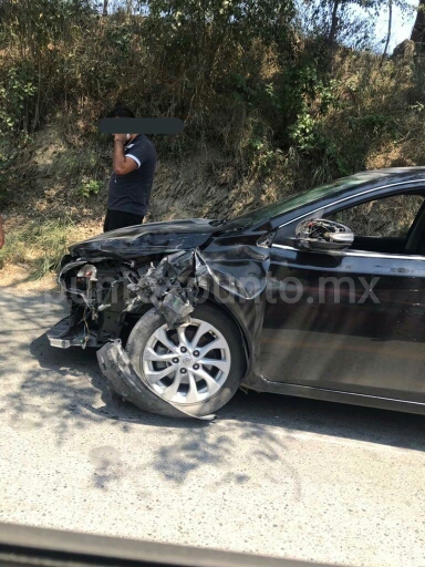 CHOQUE EN CARRETERA QUE DIRIGE A COLA DE CABALLO EN SANTIAGO.