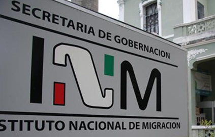 RETIENEN INDOCUMENTADOS EN CAMION DE PASAJEROS EN GALEANA.