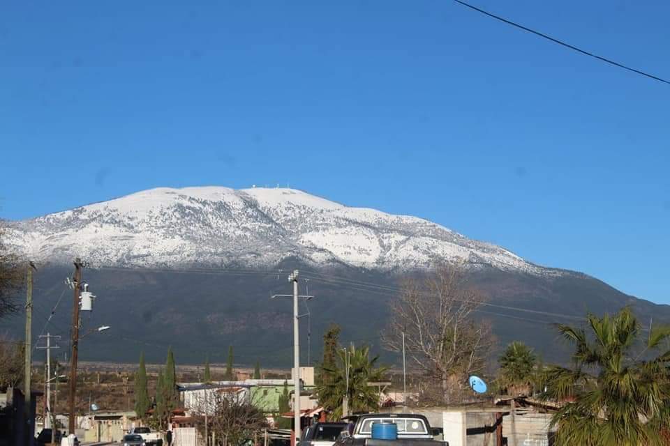 ASI LUCE EL CERRO DEL POTOSI EN GALEANA.