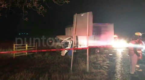 CHOQUE ENTRE DOS VEHICULOS EN CARRETERA NACIONAL EN LINARES.