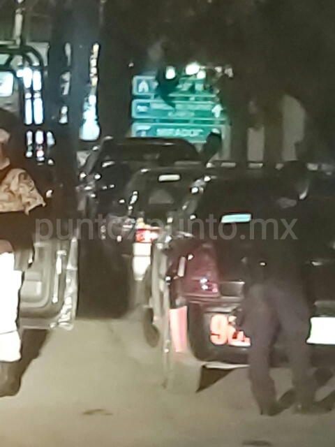 DETIENEN A PRESUNTO ASALTANTE QUIEN CON ARMA HECHIZA AMAGA A TAXISTA EN COLONIA BUGAMBILIAS EN MMORELOS.