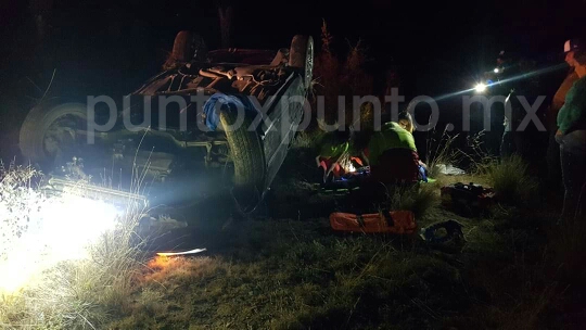 DOS LESIONADOS EN VOLCADURA EN GALEANA.