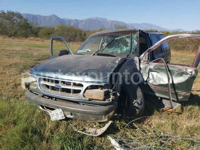 TRES LESIONADOS EN ACCIDENTE EN CARRETERA NACIONAL EN MMORELOS.