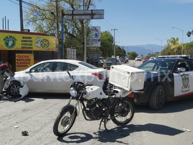 CHOQUE EN AVENIDA DE MMORELOS, MOTOCILISTA RESULTA LESIONADO.