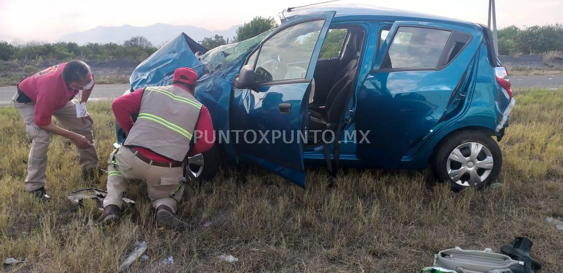 MUJER LESIONADA AL PARTICIPAR EN VOLCADURA EN CARRETERA NACIONAL EN HUALAHUISES.