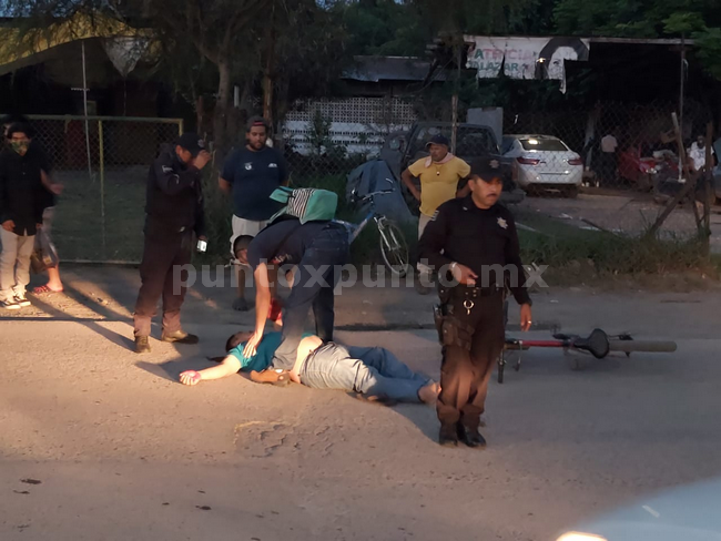 CAE DE SU BICICLETA, RESULTA LESIONADO, SE MOVILIZAN LOS CUERPOS DE AUXILIO EN MMORELOS.