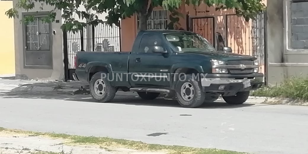 LO EJECUTAN EN LA MADRUGADA EN CADEREYTA, APENAS LO ENCUENTRA LA POLICIA.