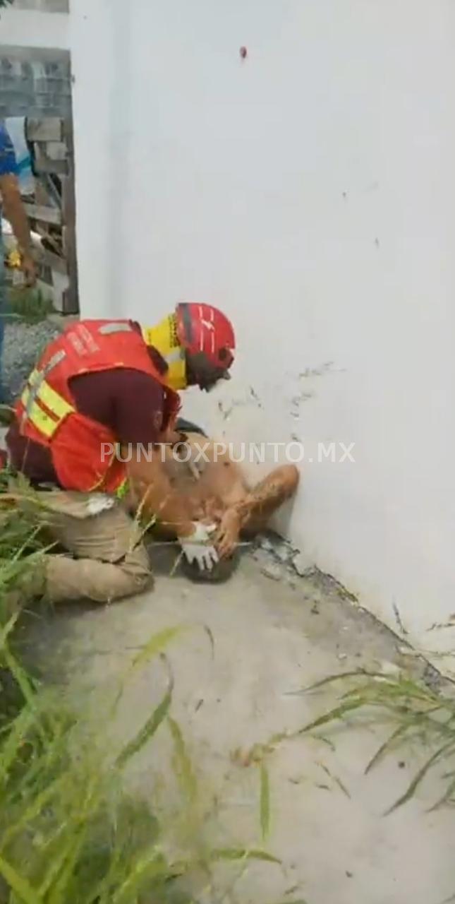 INCENDIO DE VIVIENDA EN MMORELOS MOVILIZA A LAS AUTORIDADES, AUXILIAN A UN HOMBRE.