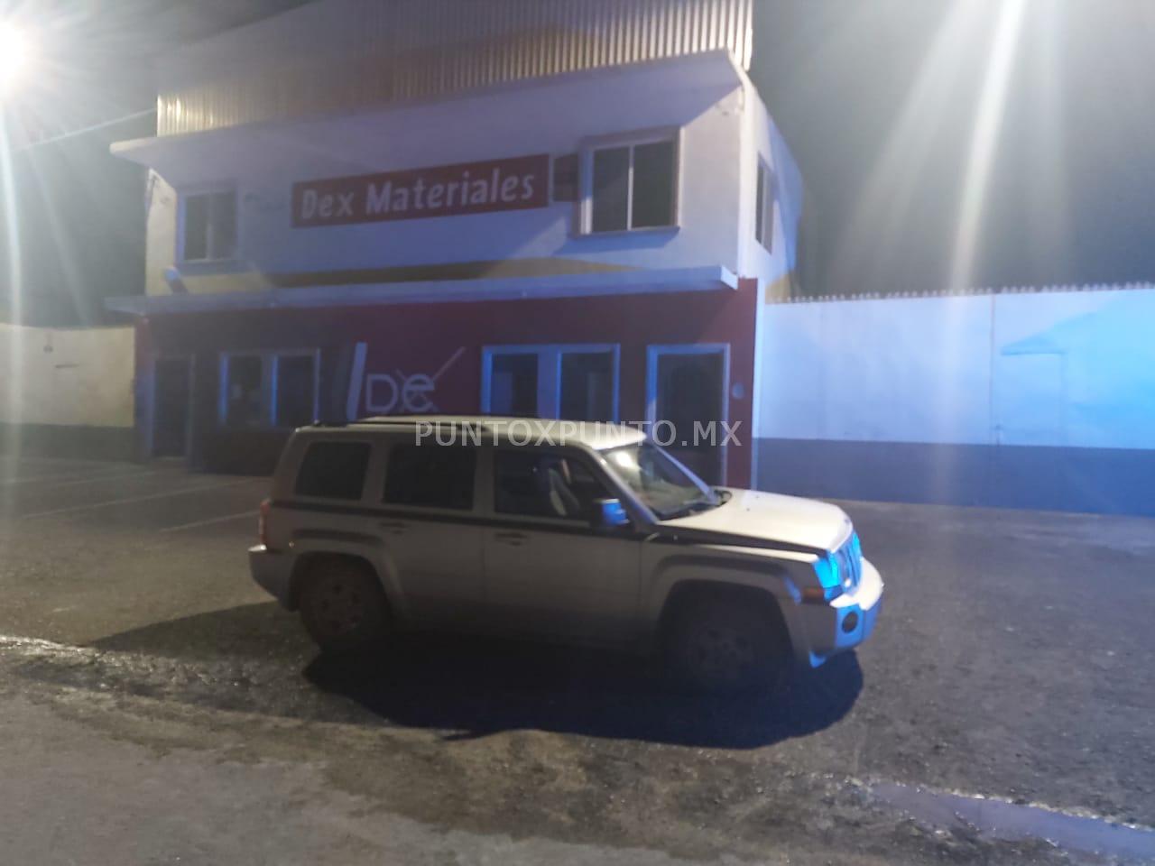 PERSECUCION EN CADEREYTA, POR ROBO DE VEHICULO, DETIENEN A DOS.