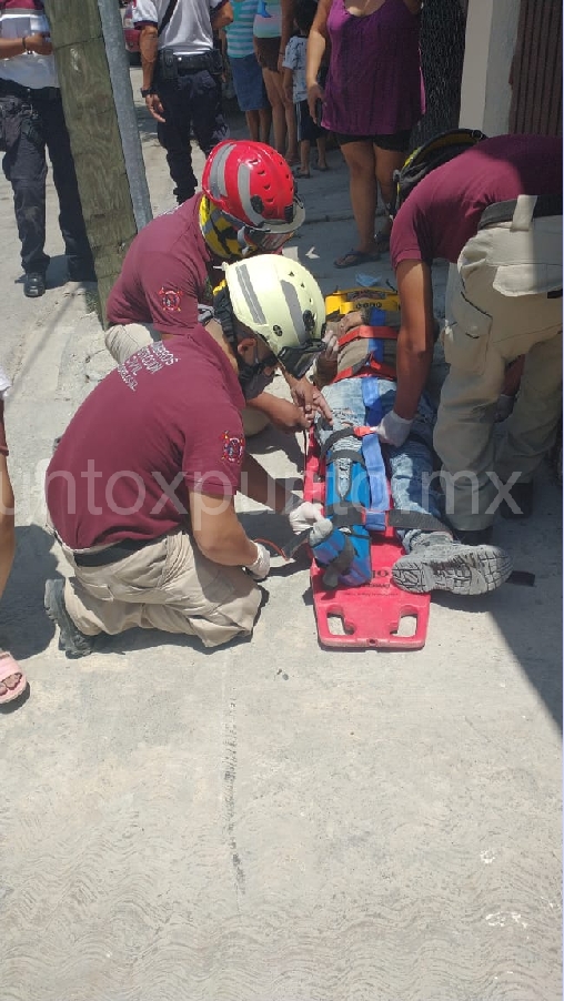 CONDUCTOR DE MOTOCICLETA LESIONADO EN COLONIA DE MONTEMORELOS, RESPONSABLE ESCAPA.