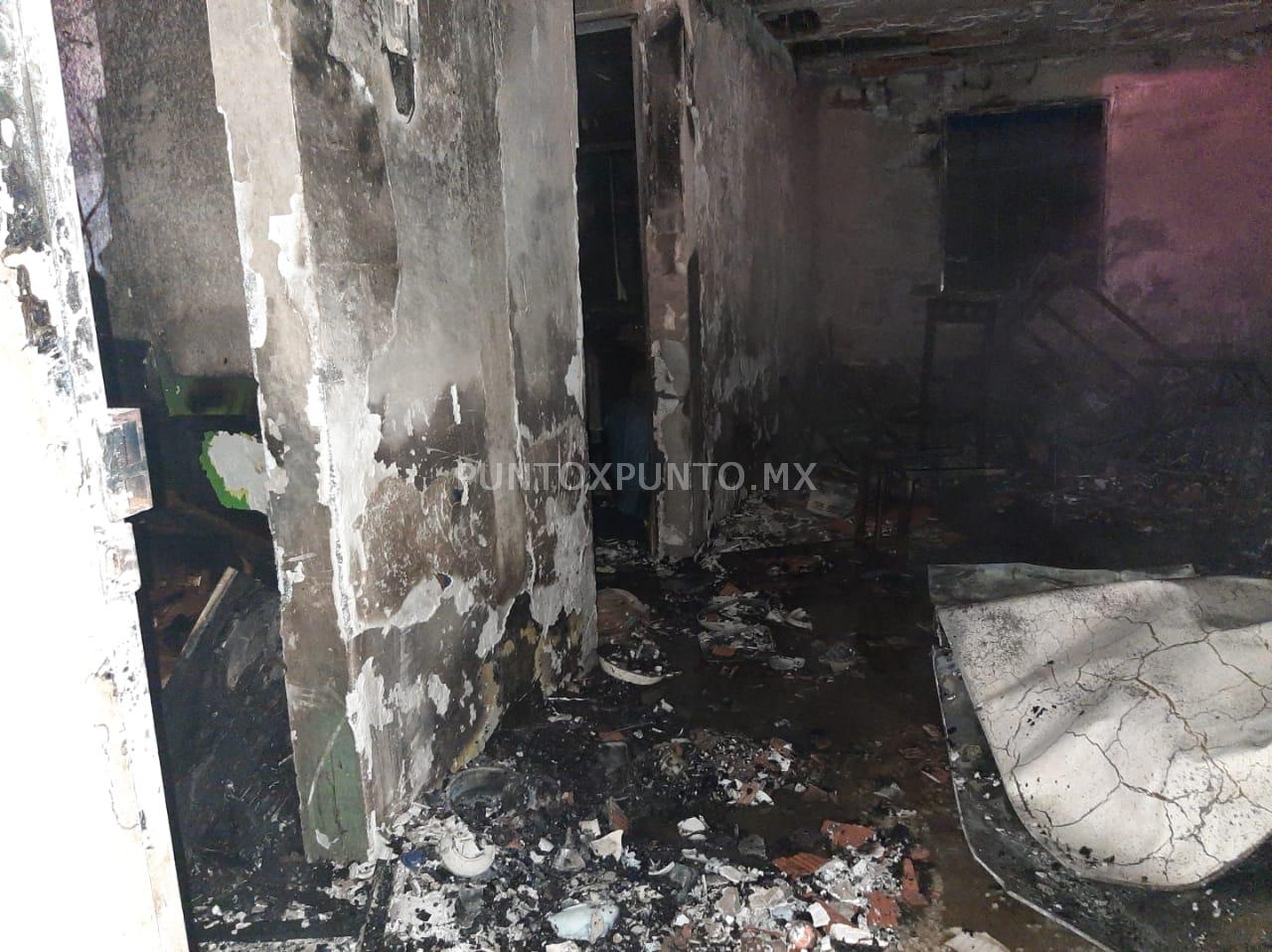 INCENDIO TERMINA CON UNA VIVIENDA EN LINARES.